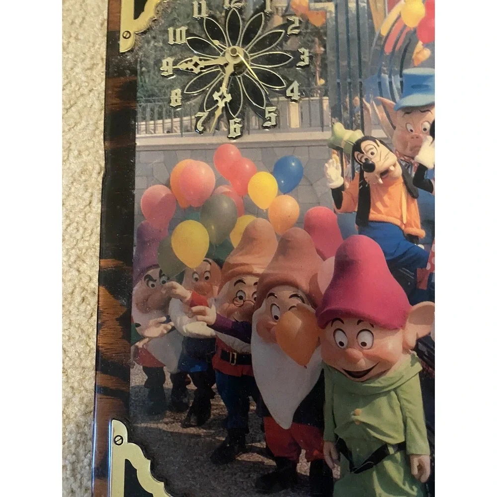 Vintage large walt disney world characters wooden wall hanging clock Rare Mickey